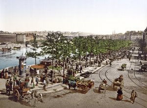 Saint Antoine pazarı, Quay des Célestins, Lyons, c.1900 by French Photographer