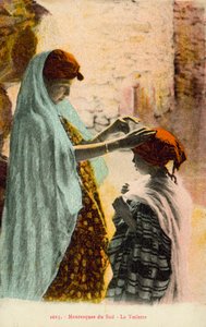 Müslüman kadın ve çocuk (renkli fotoğraf) by French Photographer