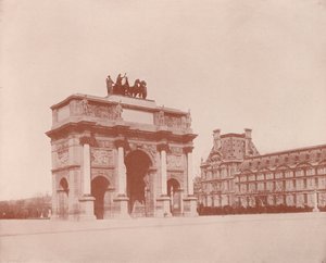 Paris: Atlıkarınca Kemeri (s/b fotoğraf) by French Photographer
