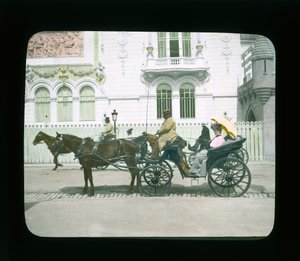 Paris Sergisi: Dekoratif Sanatlar Sarayı, Paris, Fransa, 1900 (fener kaydırağı) by French Photographer