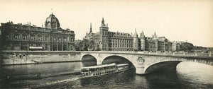 Paris, La Conciergerie et la Tribunal de Commerce, Conciergerie ve Ticaret Mahkemesi by French Photographer