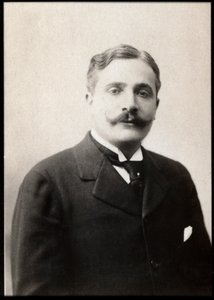 Fransız yazar Pierre Decourcelle