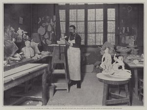 Fransa Sevres porselen fabrikasında bir atölyede kalıp hazırlama (s/b fotoğraf) by French Photographer