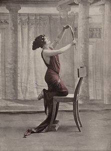 Regina Badet, Fransız komedi oyuncusu (renkli fotoğraf) by French Photographer