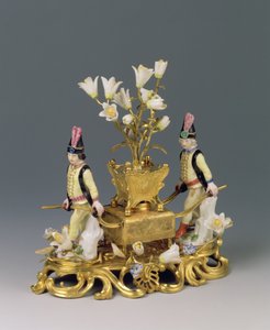 A Louis XV Parfüm Burner, c.1745 (ormolu ve porselen)
