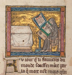 Bir masada münzevi yazı, "Estoire del Saint Graal, La Queste del Saint Graal, Morte Artu" dan minyatür, c.1315-25 (parşömen üzerine mürekkep) by French School