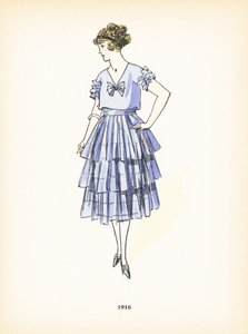 Bayan modası, 1916 by French School