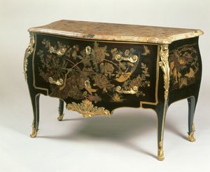 Macret tarzında Louis XV Komodin, c.1765 (ormolu monte edilmiş siyah, altın ve polikrom cilalı ahşap)