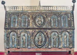 St. Viance, Limousin School, c.1230-50 (yaldızlı bakır ve champleve emaye) kutsal emanet sandığı by French School