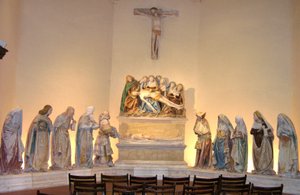 Entombment, 1490 (boyalı taş) by French School