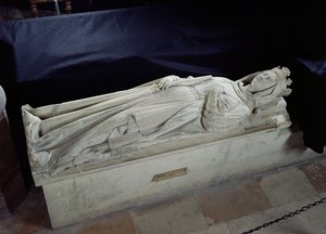 Hermentrude Mezarı (825-69) by French School