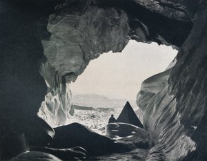 Penelope Noktasının Altındaki Mağarada Kamp, 1912, 1913