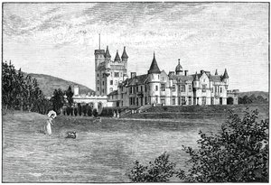 Kuzeybatıdan Balmoral Kalesi, Aberdeenshire, İskoçya, 1900.