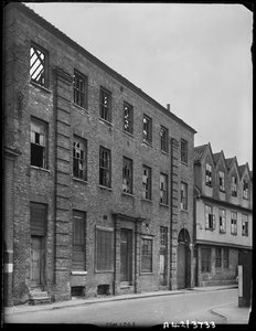 Norfolk Demir İşleri, Coslany Caddesi, Norwich, Norfolk, 1942. by George Bernard Mason