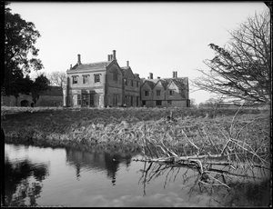 Scrivelsby Mahkemesi, Scrivelsby, Lincolnshire, 1956. by George Bernard Mason