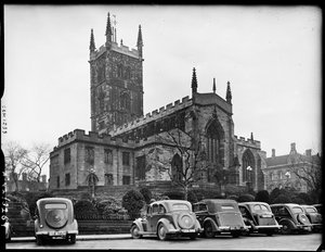 St Peter Collegiate Kilisesi, Lich Gates, Wolverhampton, Bahar 1942.