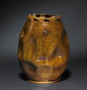 Vazo, c.1900 (taş eşya) by George E. Ohr