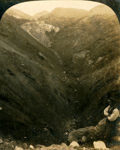 Tarawera Dağı Krateri, Yeni Zelanda, c1909.