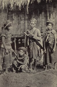 Burma: Karakteristik dah