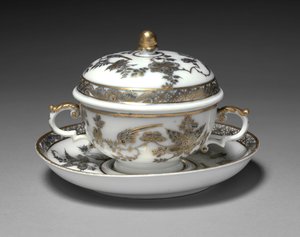 Kapalı Kase ve Tabak, üretici Meissen Porselen Fabrikası, Almanya, 1730-1740 by German School