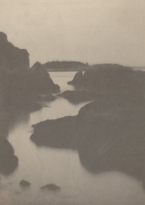 Küçük İyi Liman, Maine, c. 1913. by Gertrude Käsebier