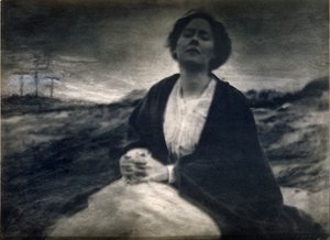 Anneliğin Mirası, 190004 (el ile bazı eklemelerle platin baskı) by Gertrude Käsebier