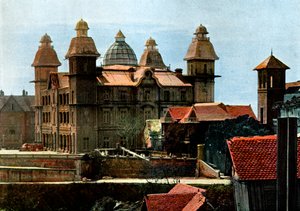 Eski bakanın sarayı ve denizcilerin kışlası, Madagaskar, 19. yüzyılın sonlarında.