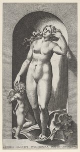 Levha 10: Bir niş içinde Venüs, bir deniz kabuğu üzerinde duran, sağında Cupid ile, bir hizmetten..., 1526. by Giovanni Jacopo Caraglio