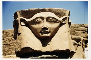 Bir sütundan Hathor başı, c.125 BC-MS 60