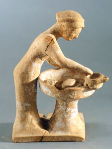 Günlük yaşam sahnesi, Tanagra (pişmiş toprak) by Greek