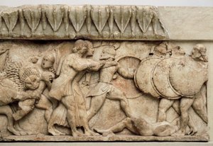 Gigantomachy: Kybele'nin aslanı bir devi yutarken Apollo ve Artemis devlere karşı savaşıyor, MÖ 525 by Greek