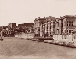 Dolmabahçe Sarayı ve Alman Büyükelçiliği