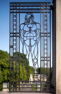 Heykel Parkı Giriş Kapısı (demir) by Gustav Vigeland
