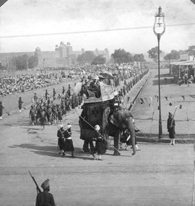 Devlet törenlerinde hükümet yetkilileri, Hindistan, 1913.