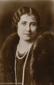 Majesteleri Kraliçe Elizabeth, c1936. by Hay Wrightson