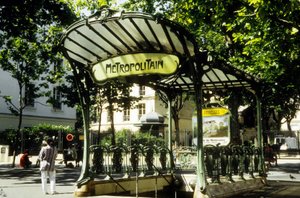 Metro istasyonu Abbesses Paris, Fransa