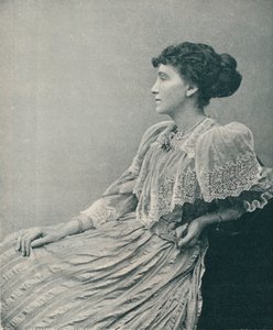 Bayan Hugh E. H. Hoare, c1893 by Henry Herschel Hay Cameron