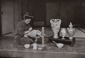 Bir Çömlekçilik Ressamı (s/b fotoğraf) by Herbert Ponting