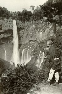 Muhteşem - pişmemiş, 1910. by Herbert Ponting