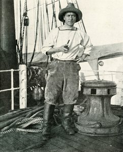Teğmen. H. E. De P. Rennick, c19101913, 1913 by Herbert Ponting