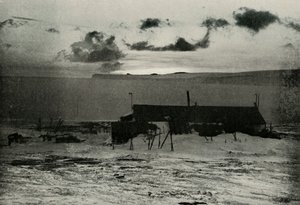 Güneşin Dönüşü, c1911, 1913 by Herbert Ponting
