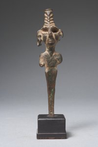Anadolu-Kenan figürü (bronz) (ayrıca bkz. 325651) by Hittite