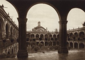 Meksika: Başkent Mejico, Colegio de las Vizcainas (b/w fotoğraf) by Hugo Brehme