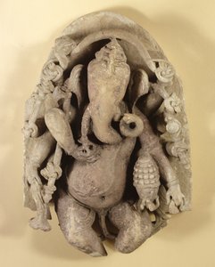 Ganapati Figürü, Chandella Hanedanlığı (kumtaşı)