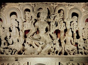 Waranal, Andhra Pradesh, Kakatiya hanedanından Hindu üçlüsüne sahip lento