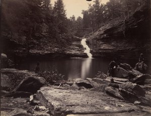 Lula Gölü ve Yukarı Şelaleler, Rock Creek
