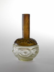 Şişe, ç. 9. yüzyıl (cam) by Islamic School