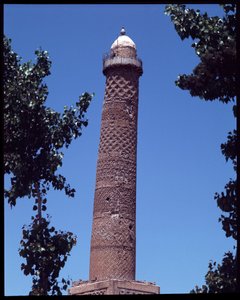 Al Kabeer (Al Noori) büyük camisinin eğik minaresi by Islamic School