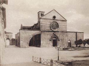 Assisi: S Chiara Kilisesi ve Manastırı, Filippo da Campello (s / b fotoğraf) by Italian Photographer