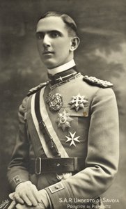 İtalya Kralı II. Umberto by Italian Photographer